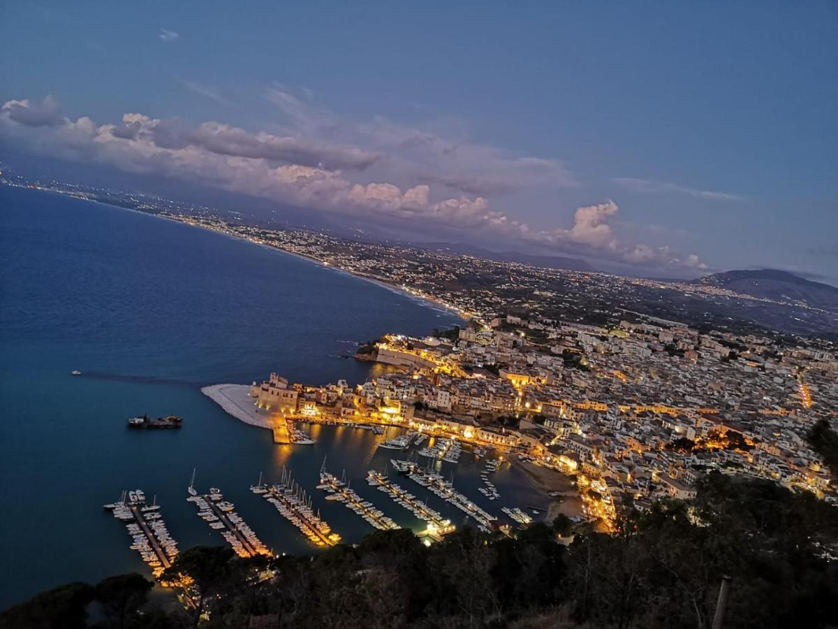 Casetta "Le Due Palme" Castellammare del Golfo Exterior foto